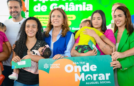 Gracinha Caiado entrega benefícios habitacionais em Goiânia e Aparecida